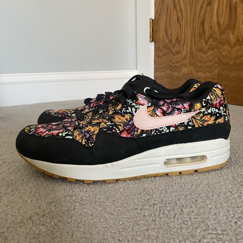 Nike Floral Air max